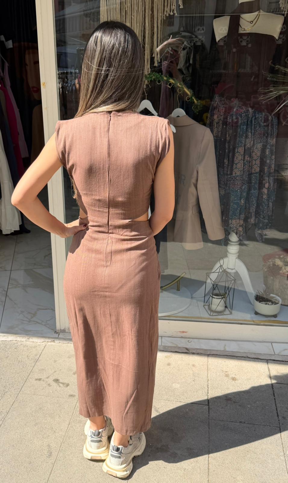 BEL DETAYLI ŞIK VE ZARİF KETEN ELBİSE