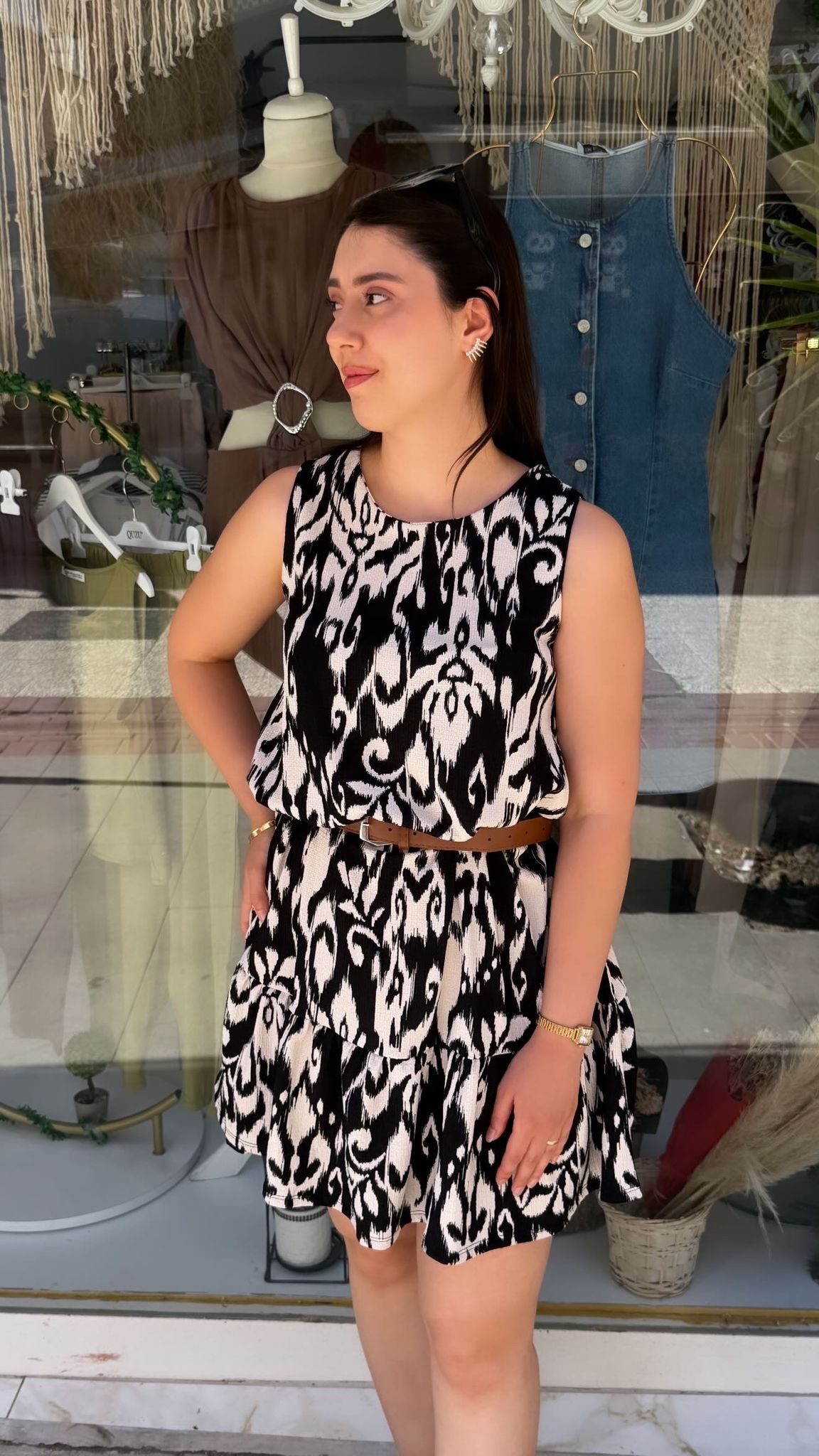 GİY ÇIK DESENLİ ELBİSE